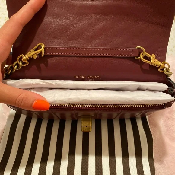 ❌SOLD❌Henri Bendel 712 Crossbody Bag - Picture 3 of 13